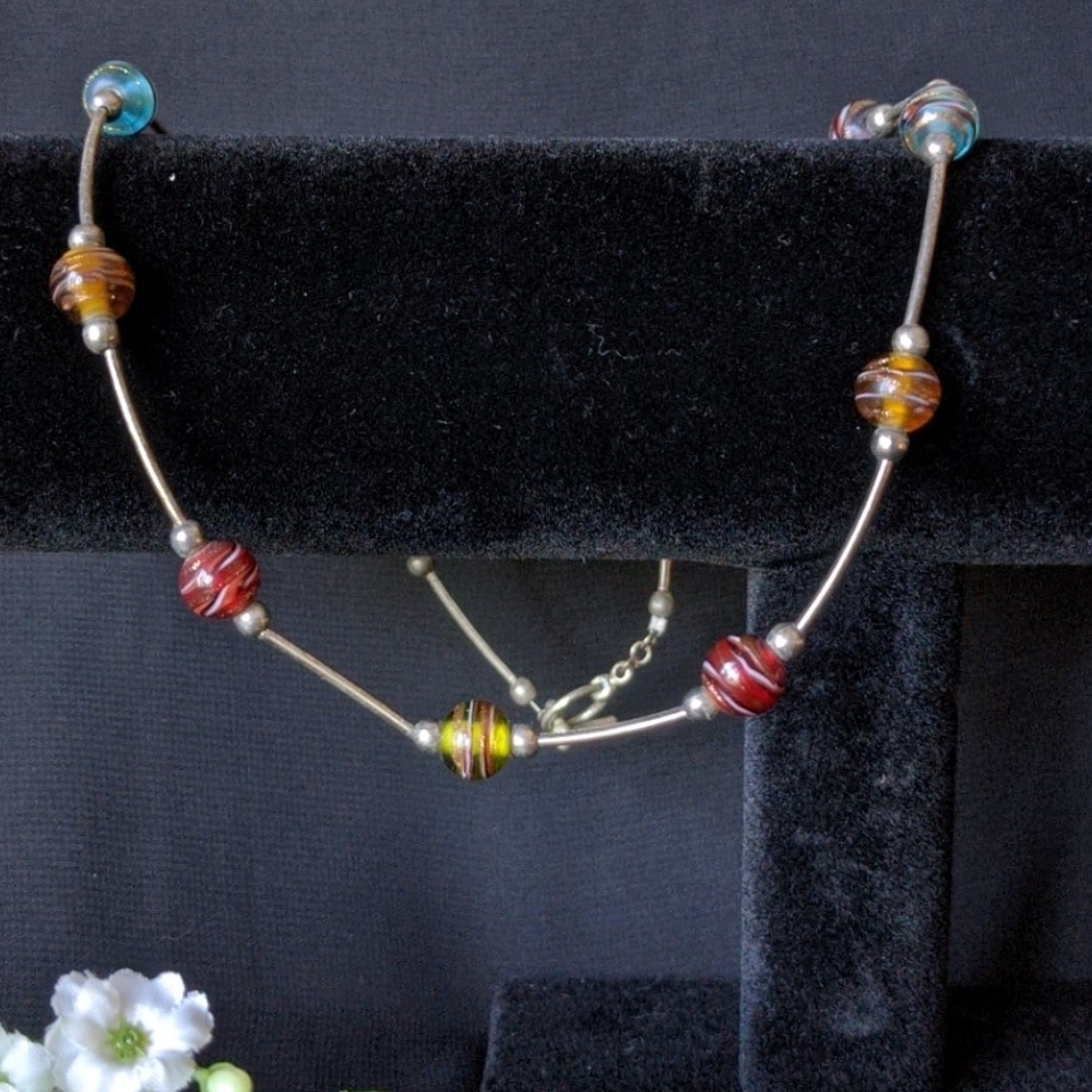 VINTAGE GLASS & SILVER NECKLACE